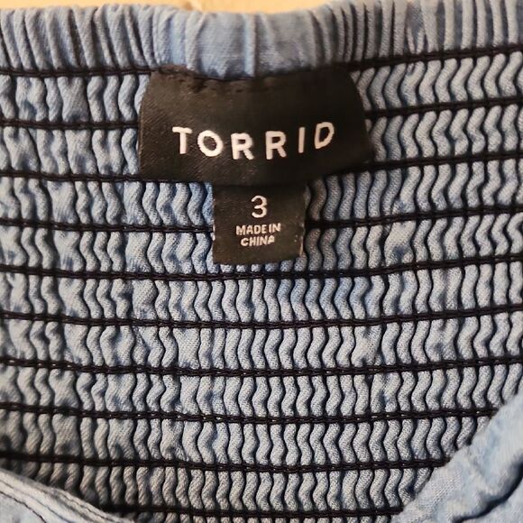 Torrid Blue Smocked Dress Size 3 Lightweght Pockets Adjustable Straps - Picture 2 of 5